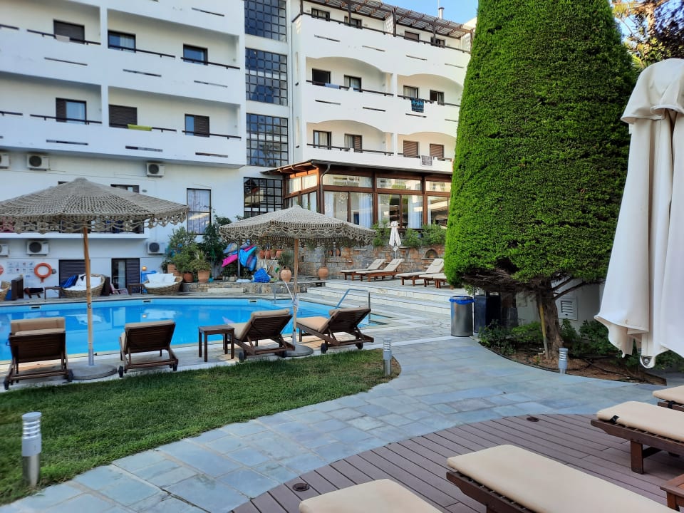 Pool Albatros Spa & Resort Hotel