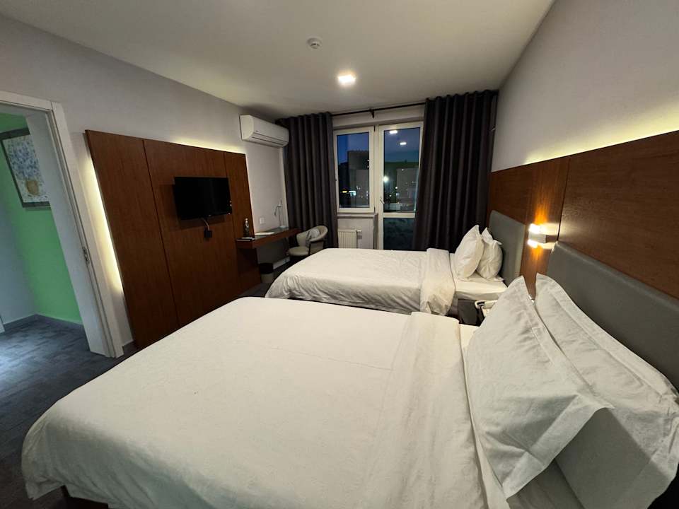 Zimmer Edelweiss Art Hotel