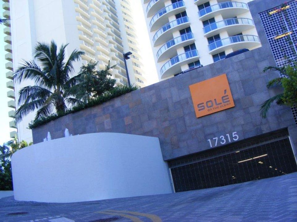 Auffahrt Hotel Sole On The Ocean