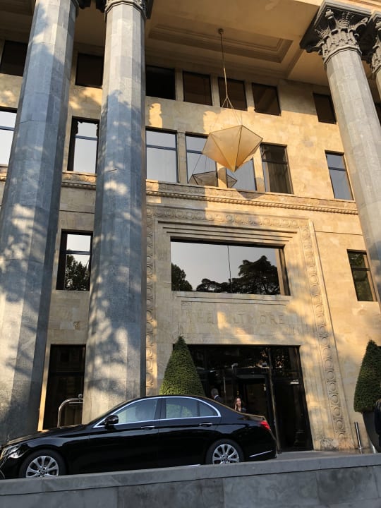 Außenansicht The Biltmore Tbilisi Hotel