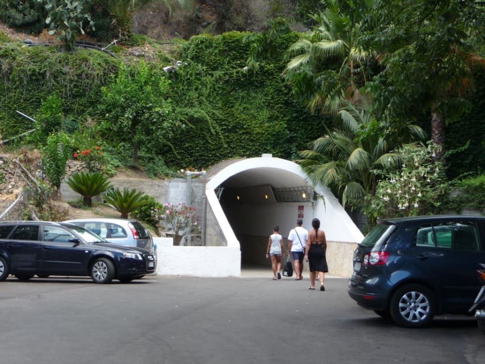 Richtung Hotel  Hotel Antares