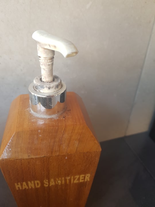 Ob desinfizieren da hilft?! Kuredu Island Resort & Spa