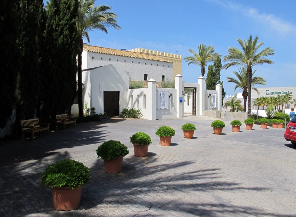 Mitte: Fuerte Conil - Rechts: Fuerte Costa Luz Fuerte Conil-Resort