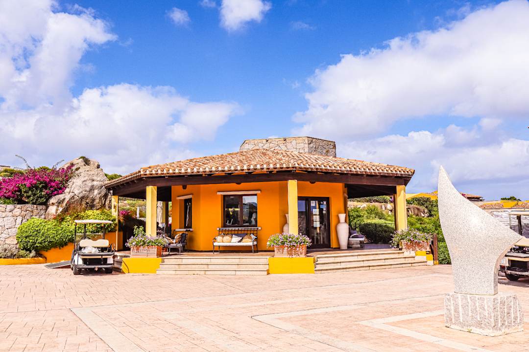 Außenansicht Punta Falcone Resort