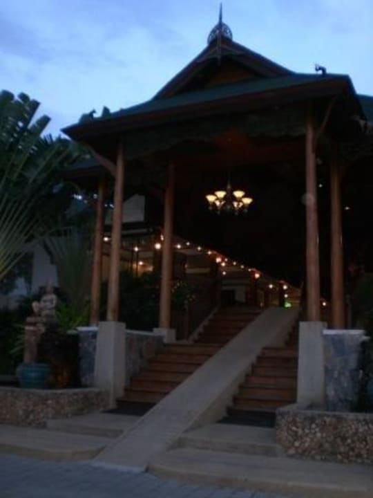 Eingang Banana Fan Sea Resort