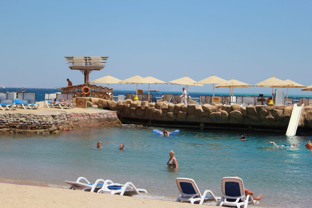 The beach SUNRISE Holidays Resort (Adults Only)