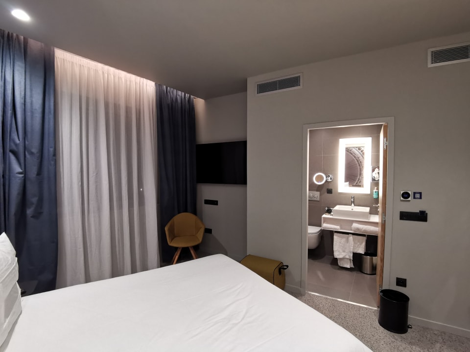 Zimmer Novotel Paris 20 Belleville