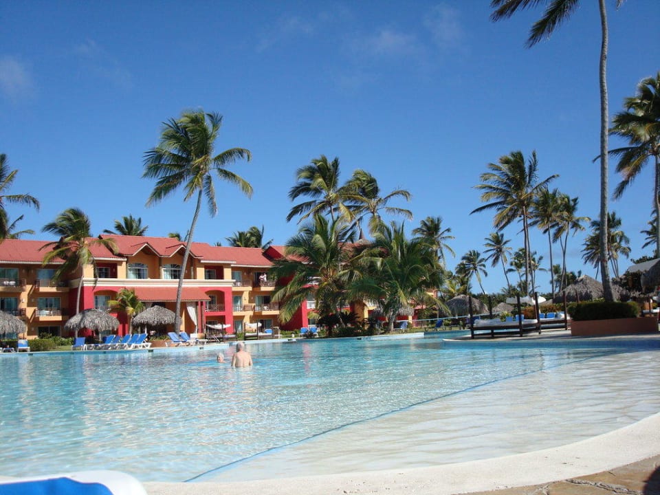 Pool Punta Cana Princess All Suites Resort & Spa