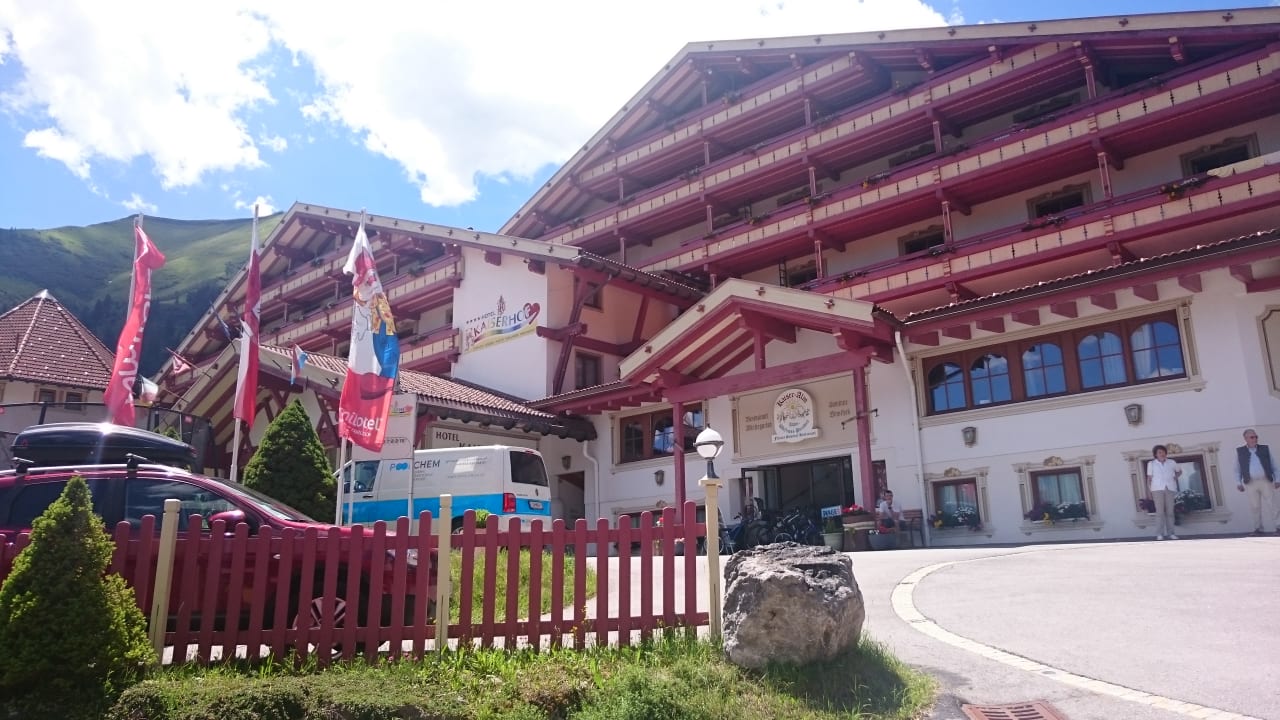 Außenansicht Familotel Kaiserhof