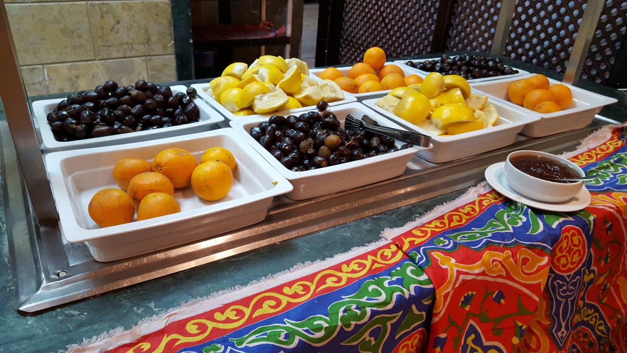 Abendessen in Form eines Buffets Le Jardin Aqua Park Resort