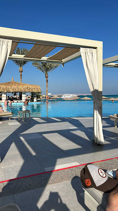 Pool JAZ Elite Casa del Mar Beach