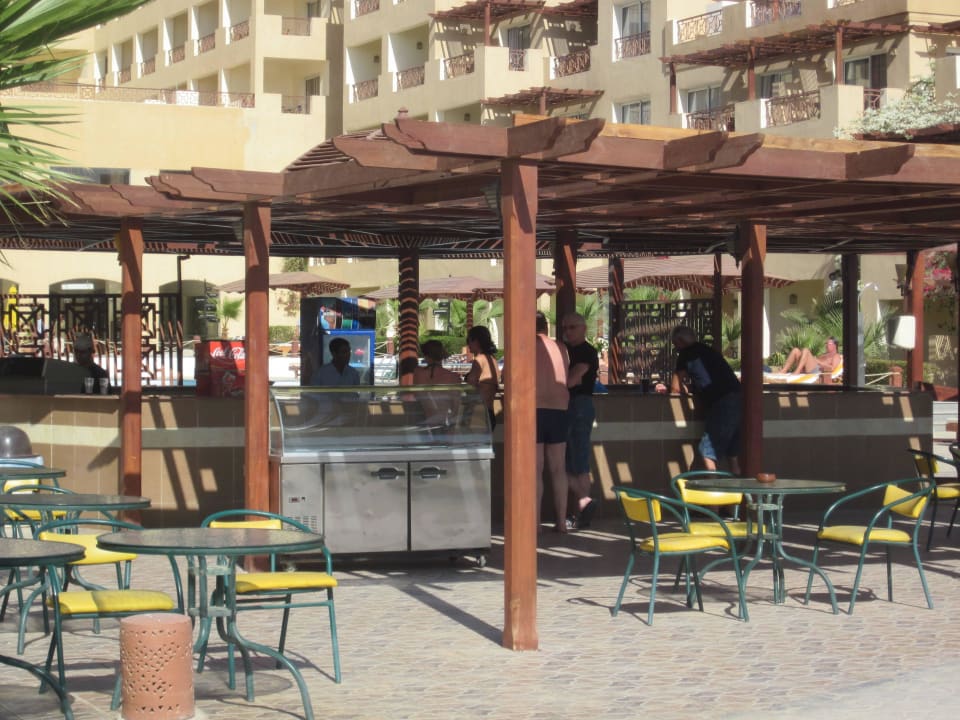 Pool-Strandbar Imperial Shams Abu Soma