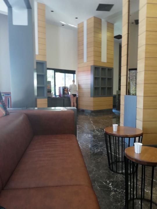 Lobby Hotel Orfeus Park