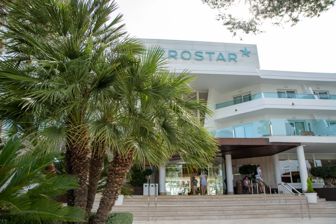 Lobby Iberostar Waves Playa de Muro