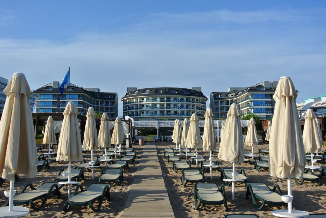 Hotelstrand am Abend Commodore Elite Suites & Spa - Adults only