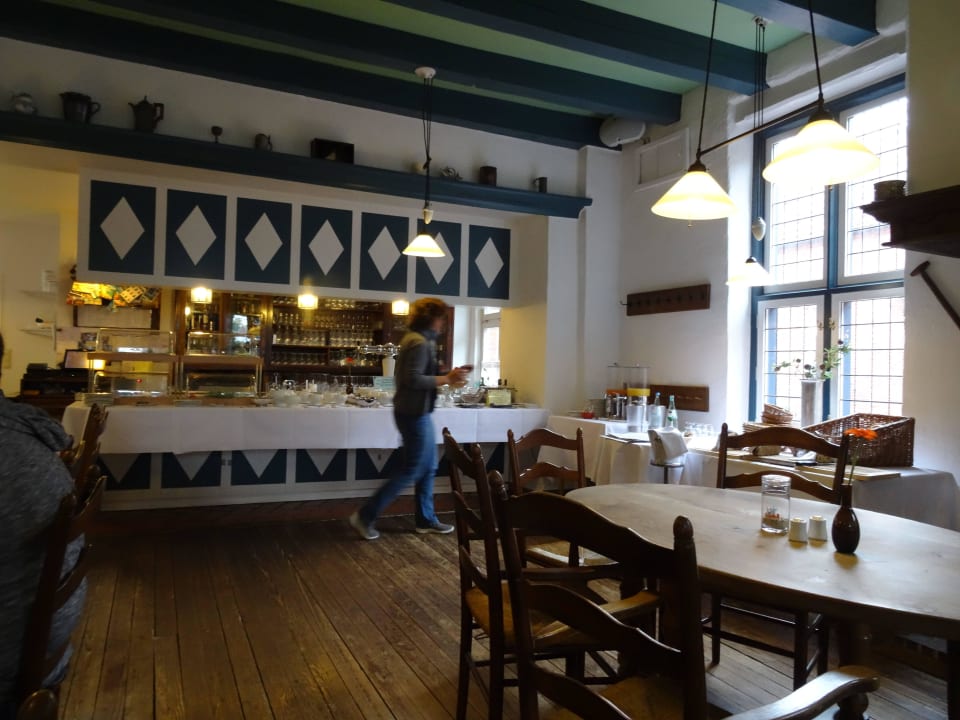Das Büffet im Frühstücksraum Hotel Hohes Haus