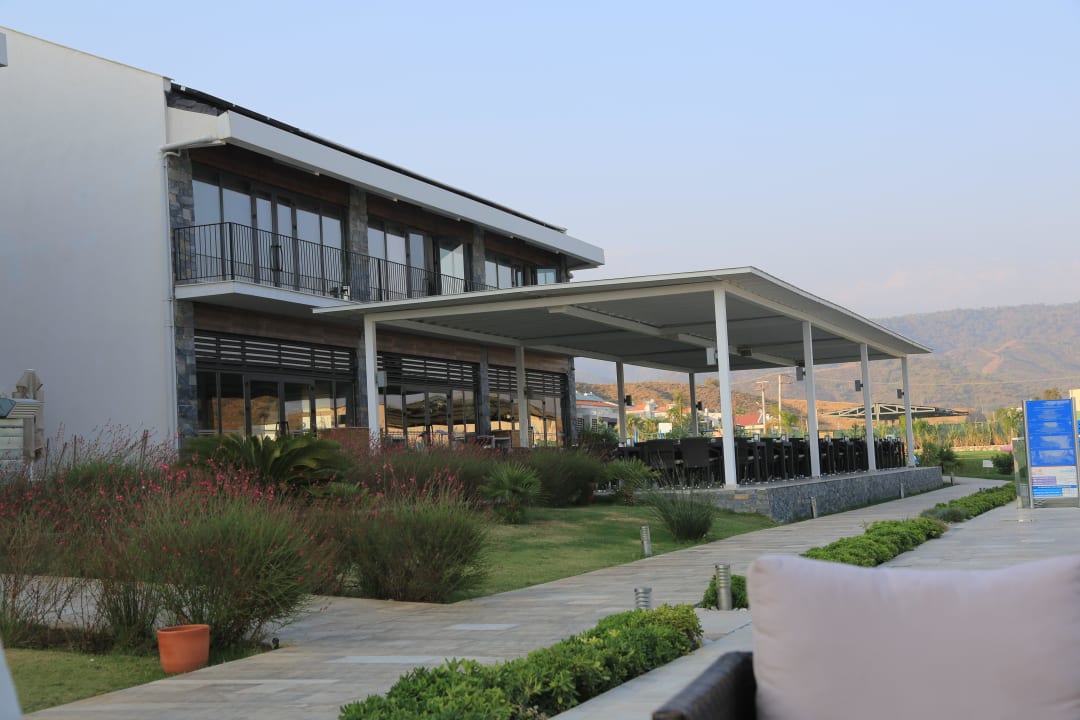 Restaurant (Außen) Jiva Beach Resort