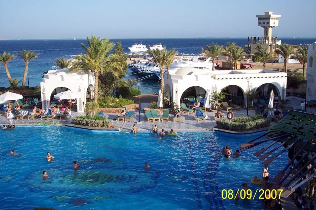 Basen ,morze  w  arabella iberotel Arabella Azur Resort