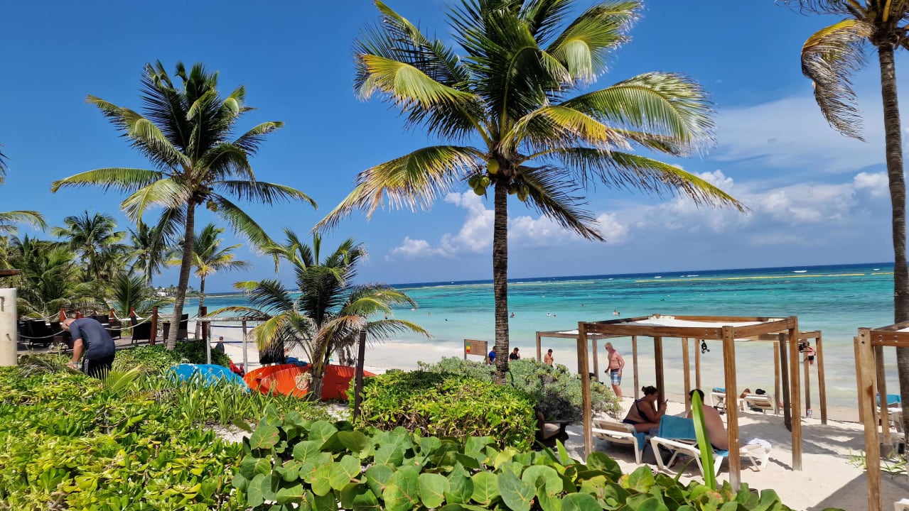 Strand Akumal Bay Beach & Wellness Resort
