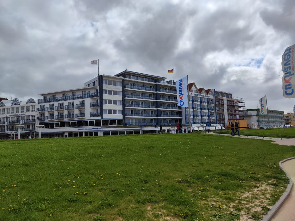 Außenansicht Strandhotel Duhnen / Aparthotel Kamp