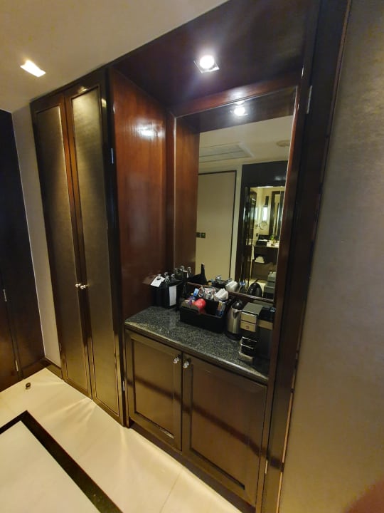 Gastro The Athenee Hotel, a Luxury Collection Hotel, Bangkok