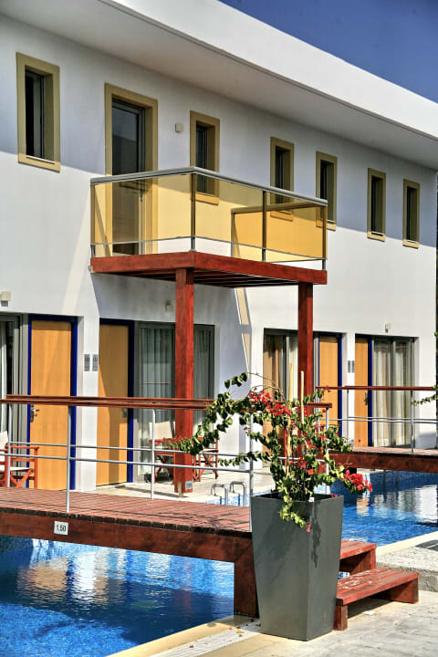 Außenansicht All Senses Ocean Blue Sea Side Resort & Spa