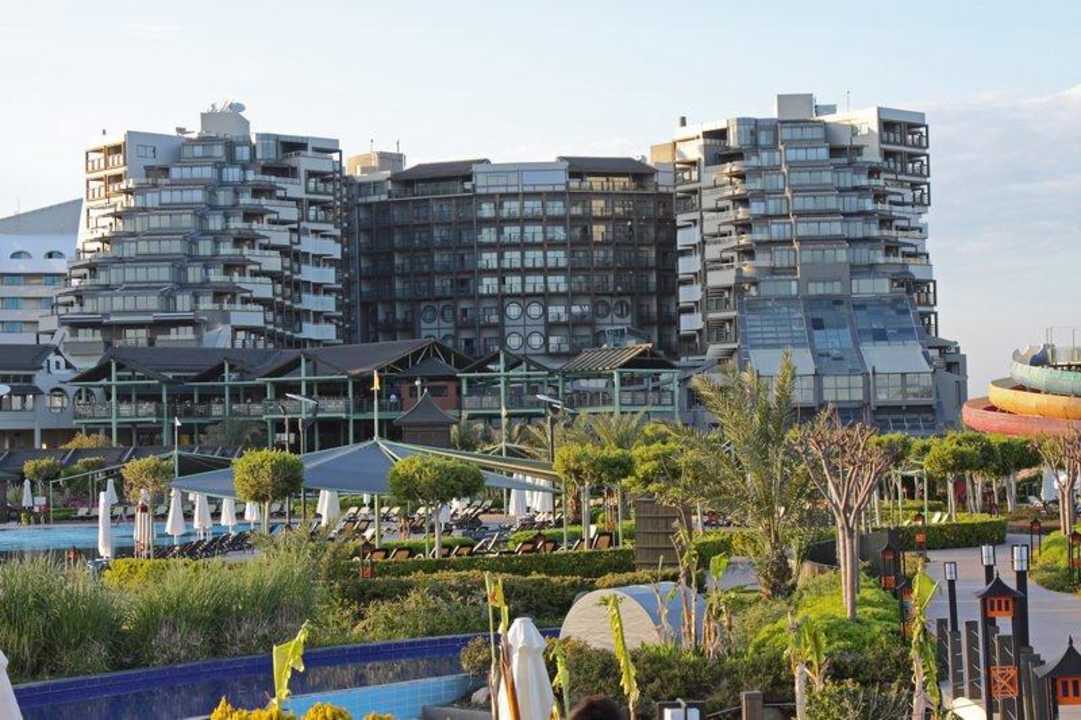 Tolles Hotel, wirklich. Nachteil - etwas düster Limak Lara Deluxe Hotel & Resort