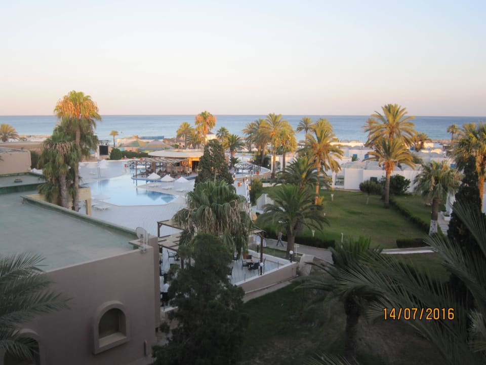 Abendstimmung Royal Lido Resort & Spa