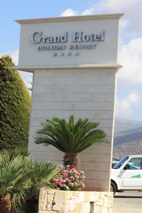 GHR 2014 Grand Hotel Holiday Resort