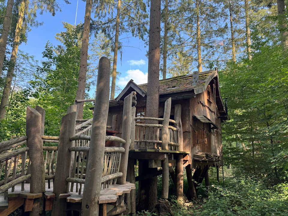 Außenansicht Natur-Resort Tripsdrill