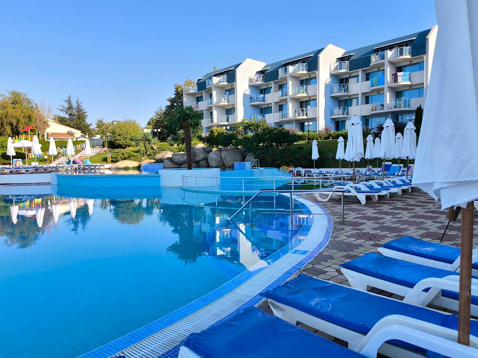 Pool Hotel Sineva Beach