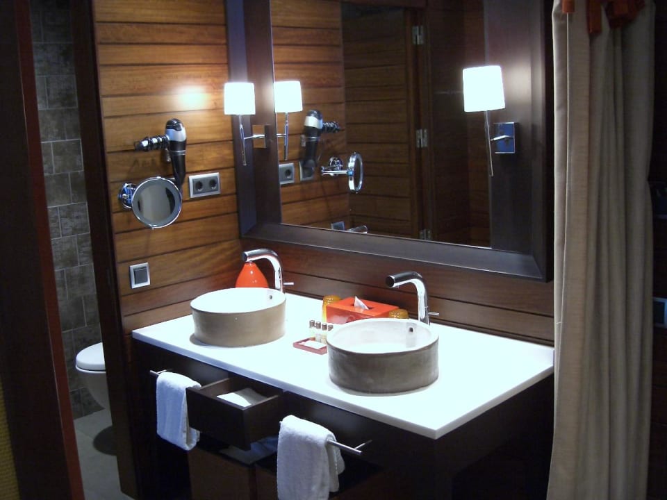 Badbereich Salobre Hotel Resort & Serenity