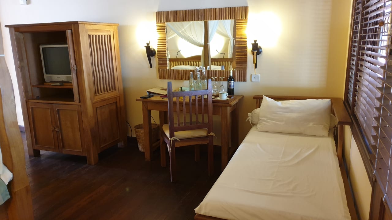 Zimmer Filitheyo Island Resort