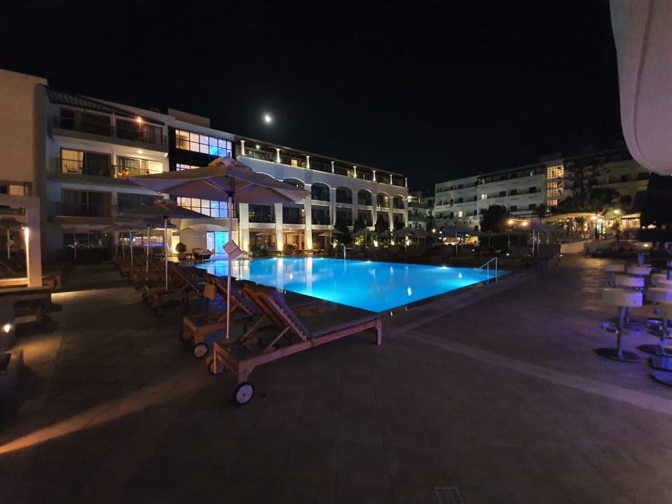 Pool Albatros Spa & Resort Hotel
