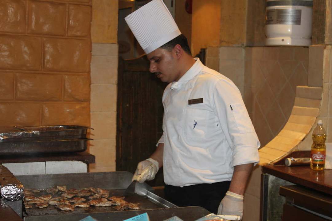 Ein Koch in 1001 Nacht  Pickalbatros Alf Leila Wa Leila Resort - Neverland Hurghada