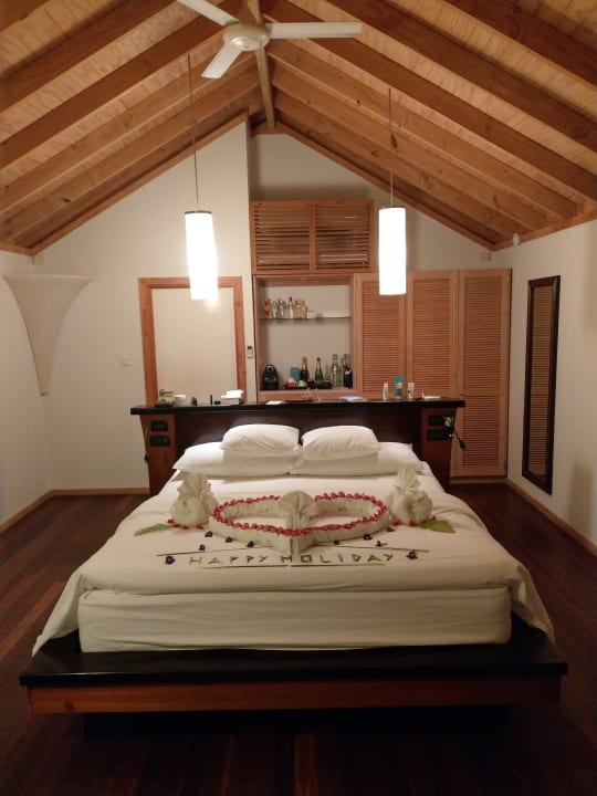 Zimmer Kuredu Island Resort & Spa