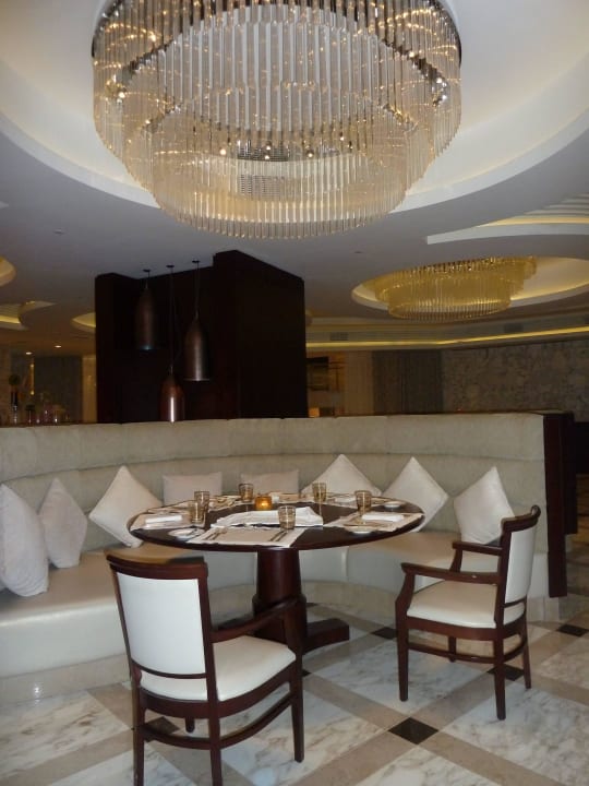 Mezzerie Waldorf Astoria Dubai Palm Jumeirah