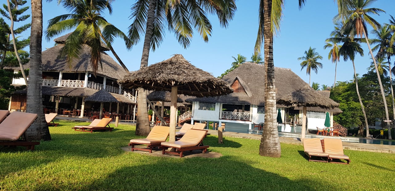 Gartenanlage Neptune Palm Beach Boutique Resort & Spa