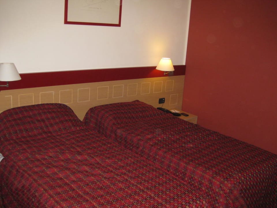 Unser Zimmer West Point Airport Hotel