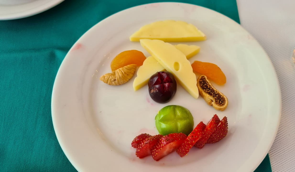 Gastro Azura Deluxe Resort & Spa Hotel