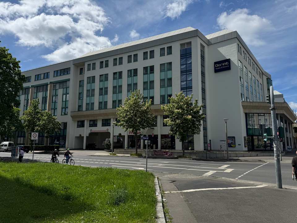 Außenansicht Dorint Hotel Dresden