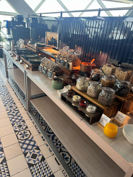 Gastro Andaz Capital Gate Abu Dhabi - a concept by Hyatt