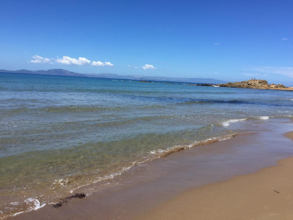 Strand Hotel Brati II Beach