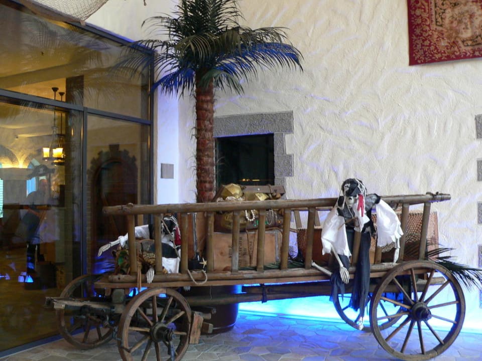 Eingangshalle Heide Park Abenteuerhotel