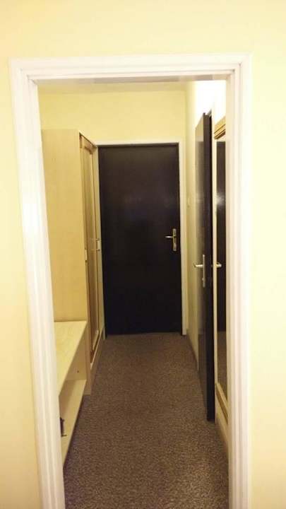 Korytarz Sangate Hotel Airport