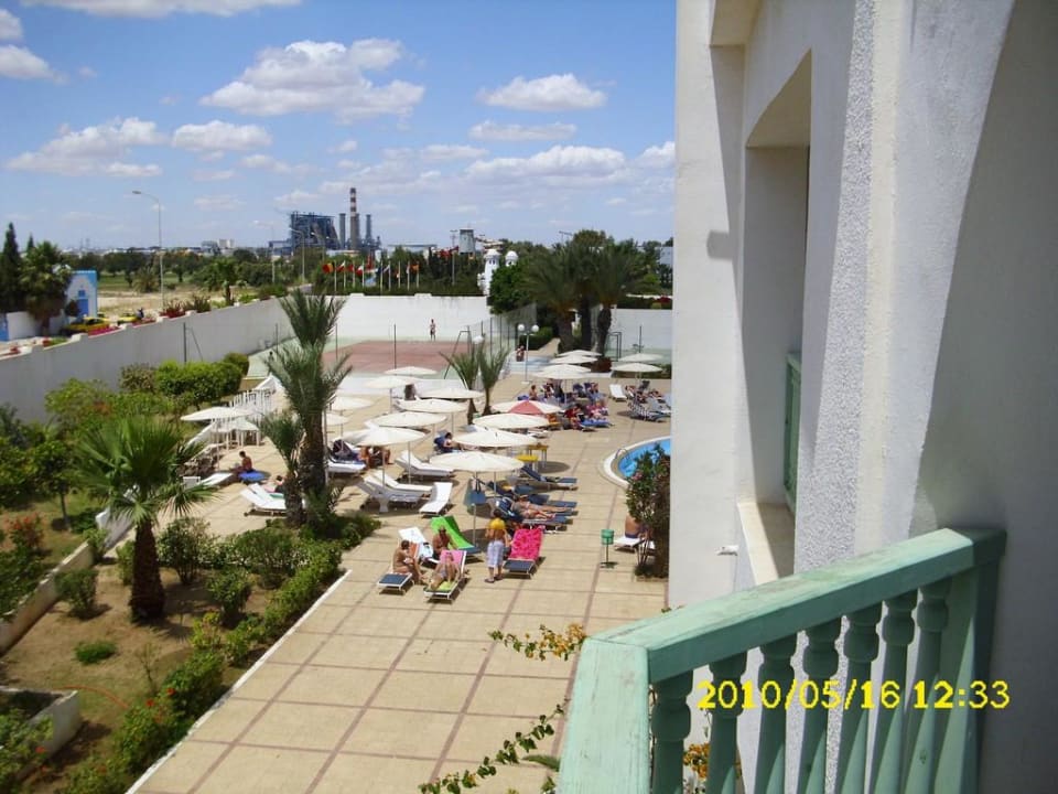 Ausblick vom Zimmer ohne Meerblick Hotel El Mouradi Skanes Beach