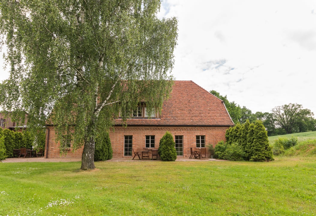 Außenansicht Schloss & Gut Ulrichshusen