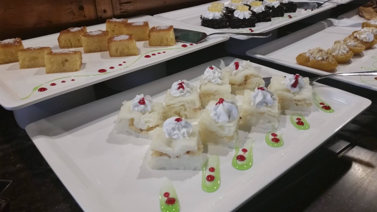 Nett garnierte Nachspeisen Megasaray Club Belek