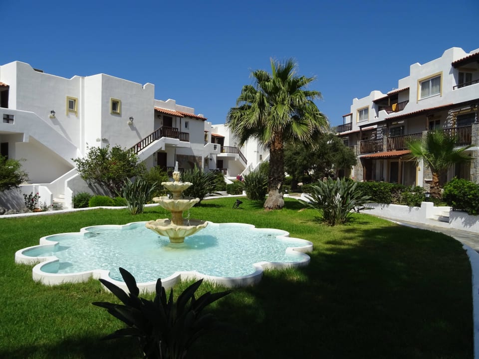 Ruhig und schön Alexander Beach Hotel & Village Resort