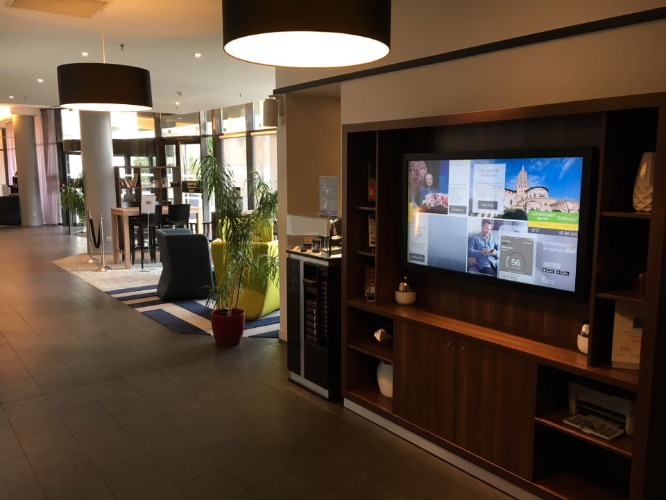 Lobby Hotel Courtyard by Marriott Toulouse Airport